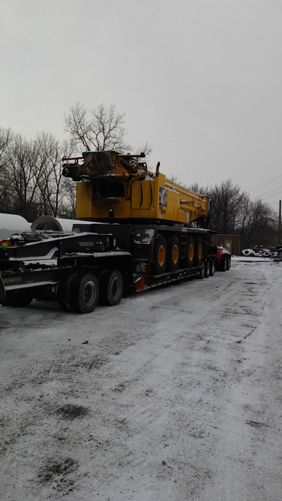 Export Logistics & Shipping, Inc. delivered Grove GMK6250 crane by flat rack